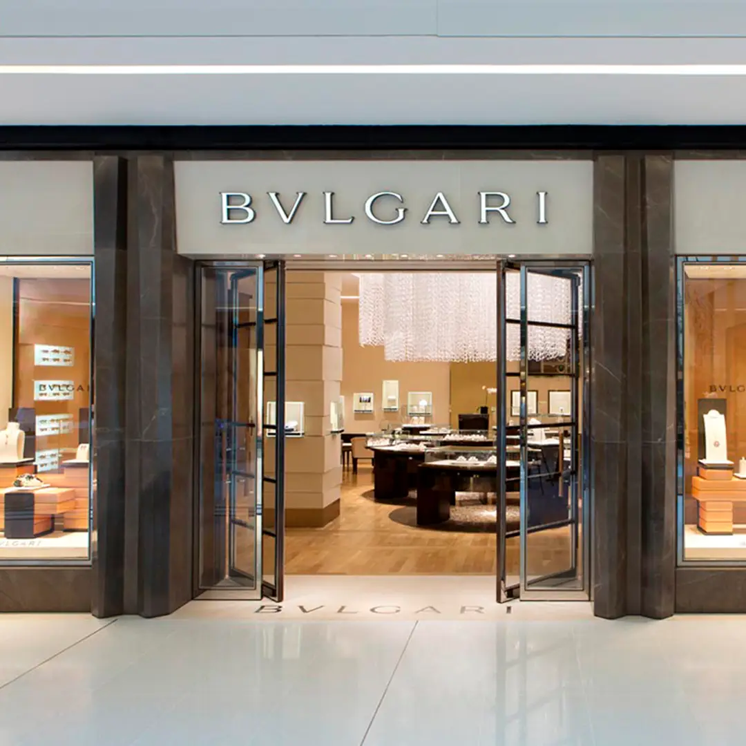 bvlgari-fachada-marmore-bronze-armani-copiar