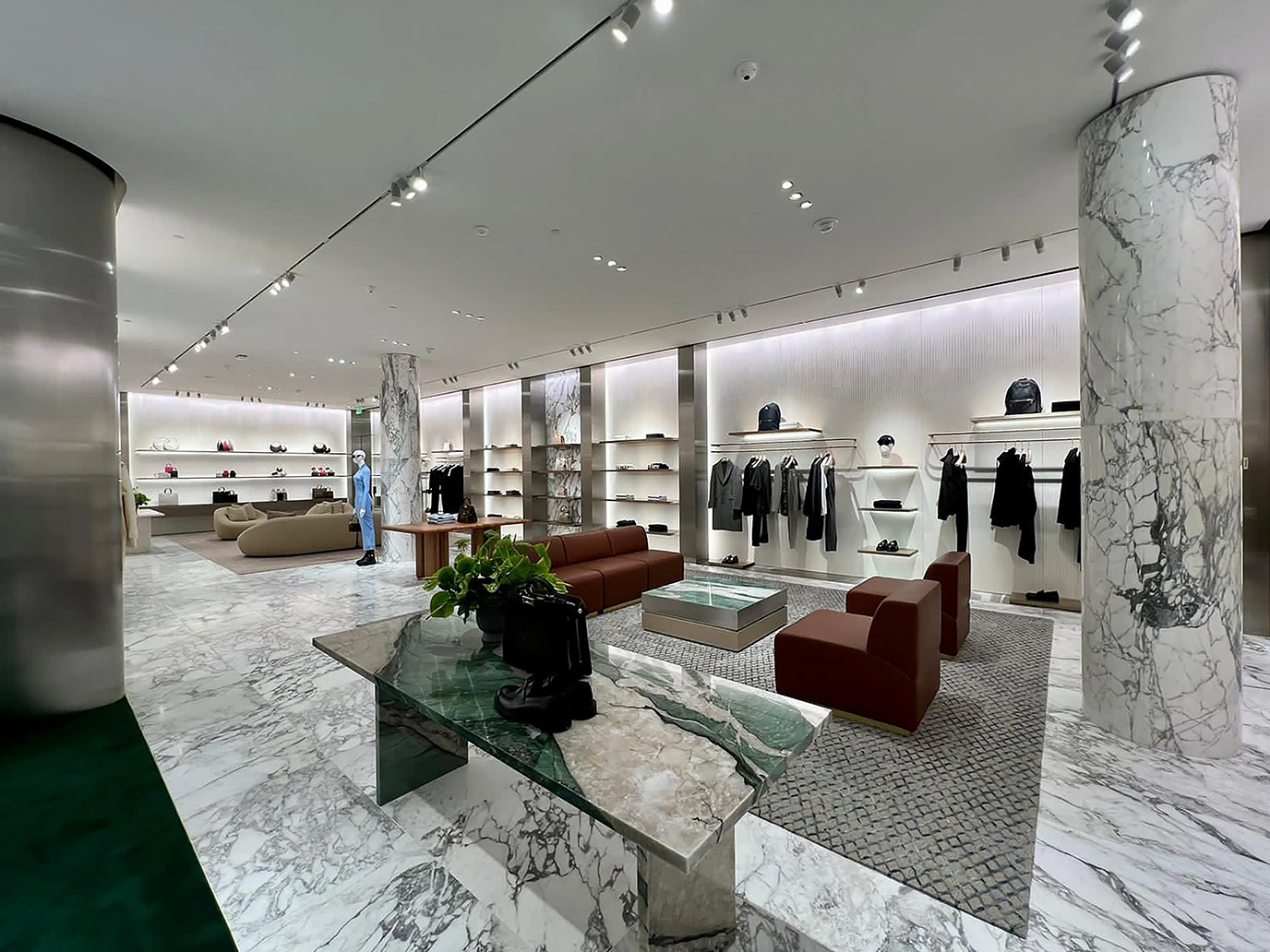 fenix-industria-fendi-usa-2-piso-colunas-marmore-arabescato-vagli-mesa-marmore-patagonia-verde-di-marmore-copiar