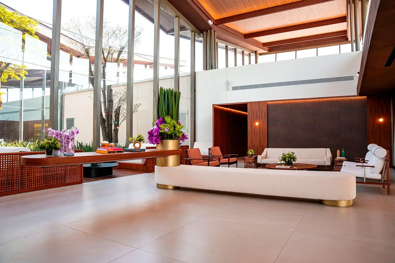 perkins-&-will-saeng-engenharia-btg-pactual-terminal-gru-6-di-marmore-copiar