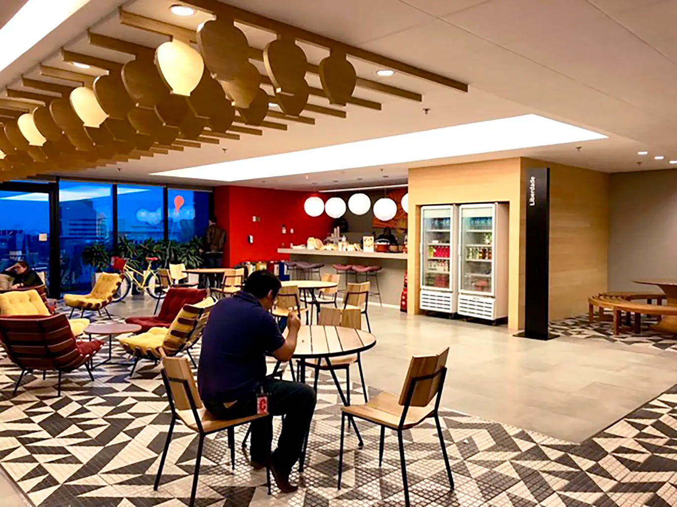 saeng-eng-google-13-piso-bancada-granito-cinza-andorinha-apicoado-di-marmorer