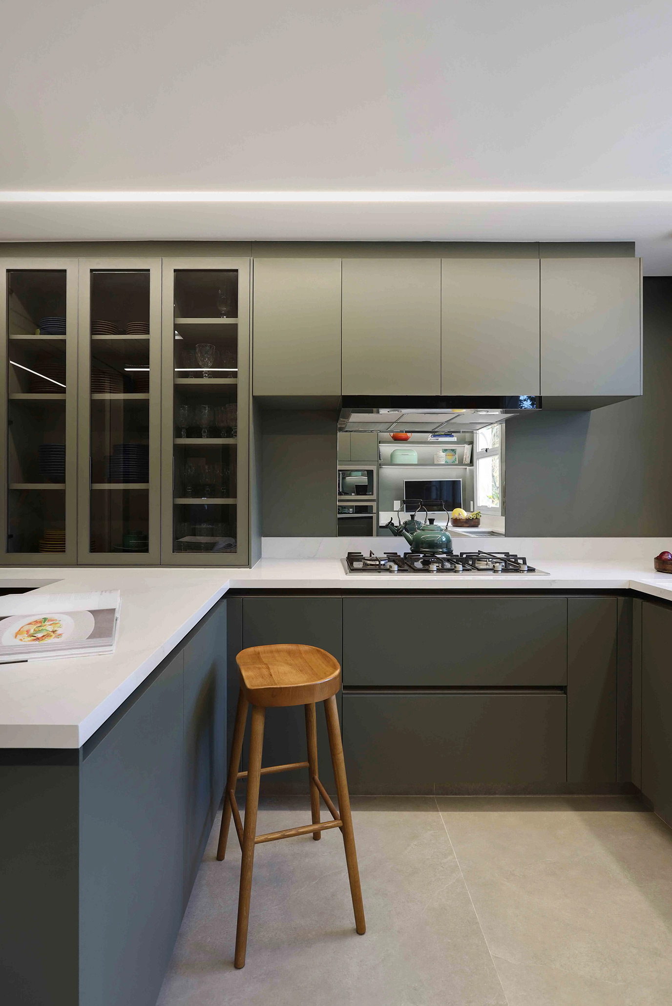 mario-celso-bernardes-strix-engenharia-parede-piso-bancada-cuba-montada-mesa-pedra-moledo-di-marmore-(15)r