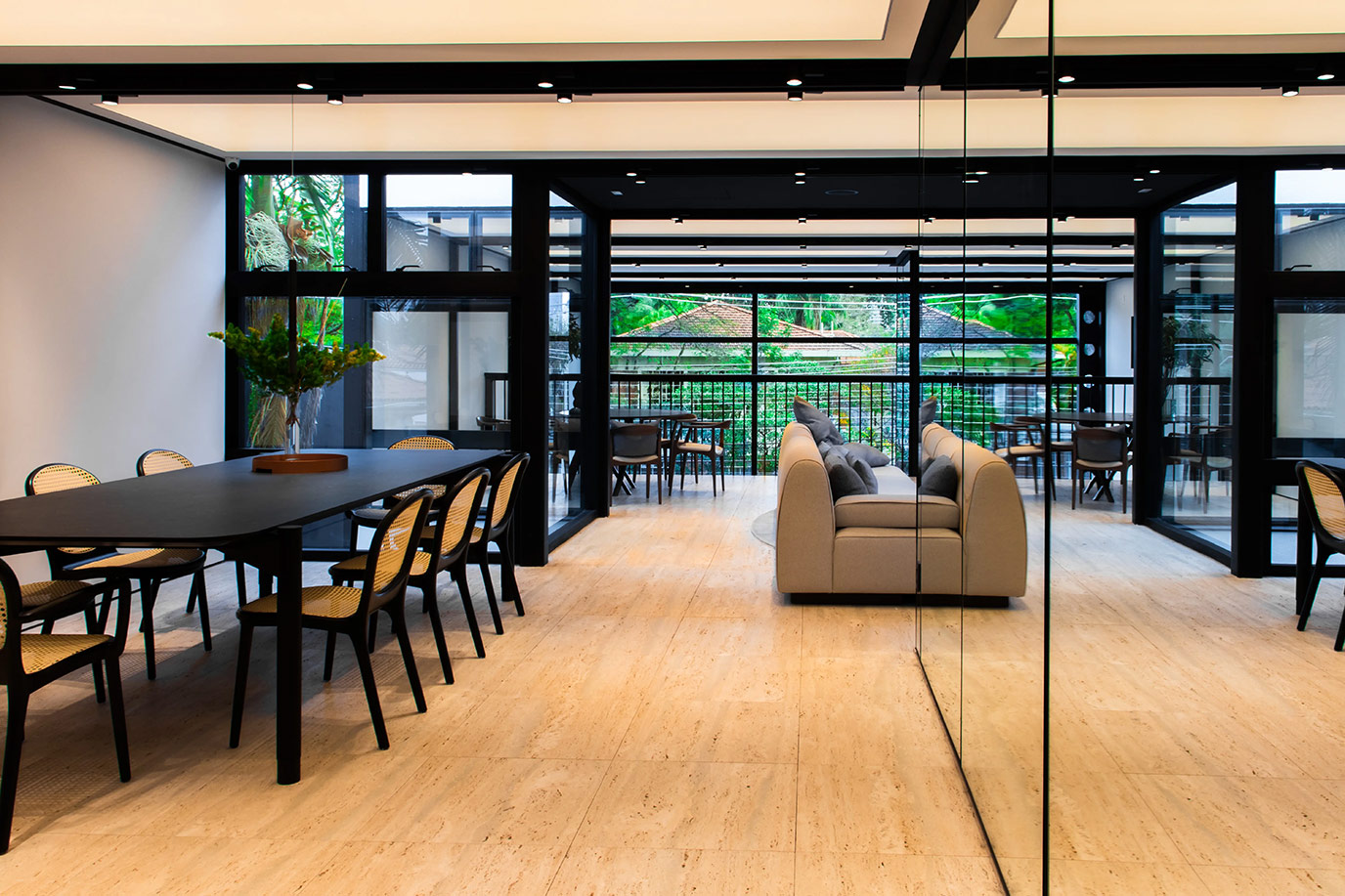 saeng-eng-clami-23-piso-travertino-capuccino-bruto-di-marmore---Copia