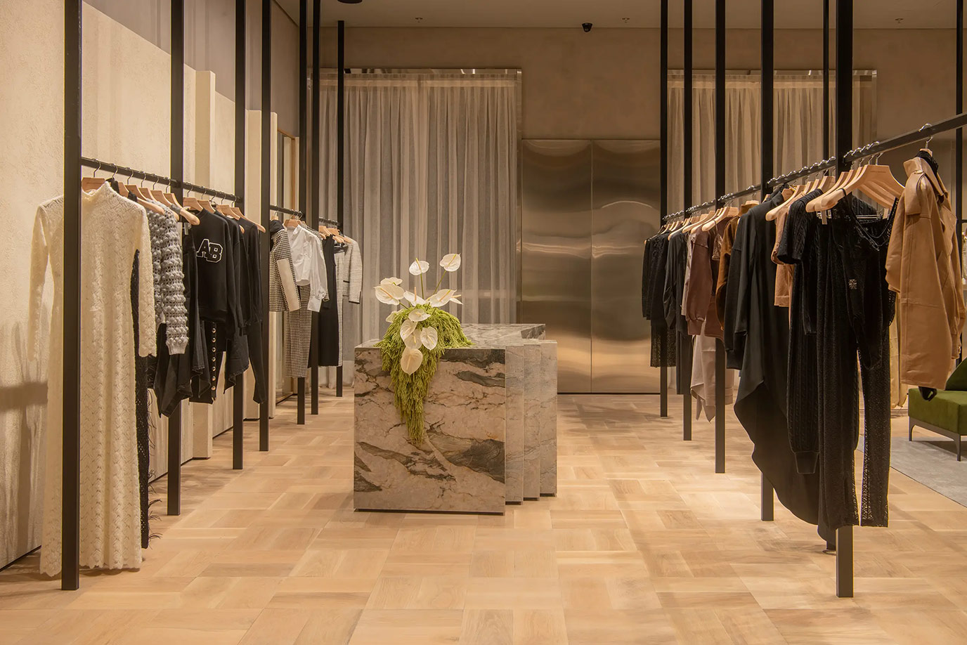 saeng-8195--andrea-bogosian-andar-superior--mesa-marmore-02---balcao-quartzito-van-gogh-polido-di-marmore