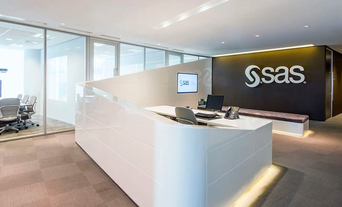 athiewohnrathsas3balcaomarmoglasswhitedimarmore