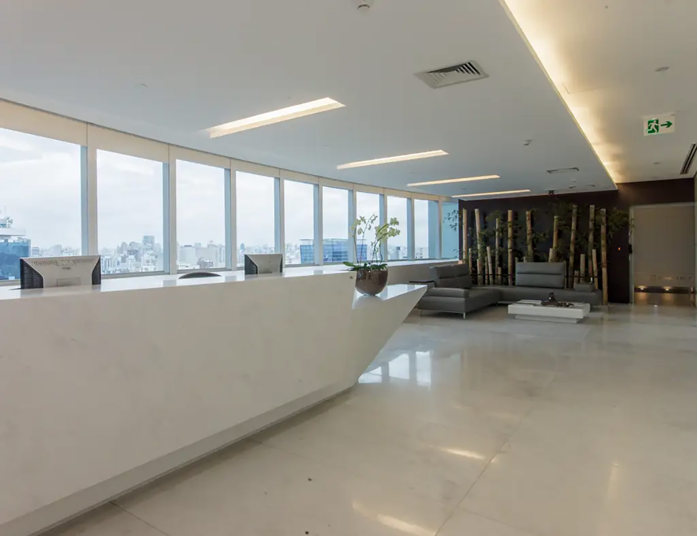 athiewohnrathstandardbank2pisomarmorebrancocarraramarmorebrancoaristonebalcaocorianglacierwhitedimarmore