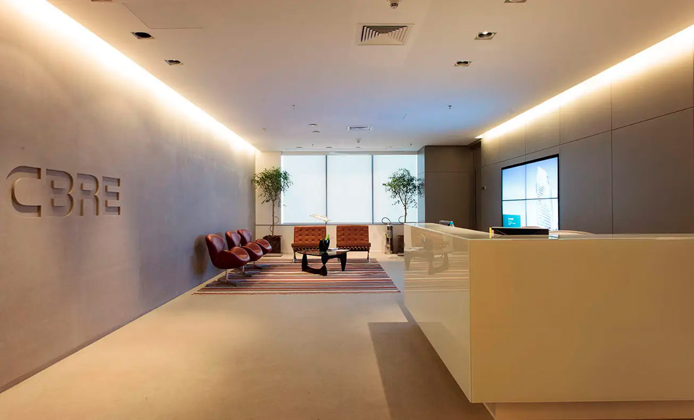 cbre6pisoparedelogobaixorelevolimestoneoasisbluedimarmore