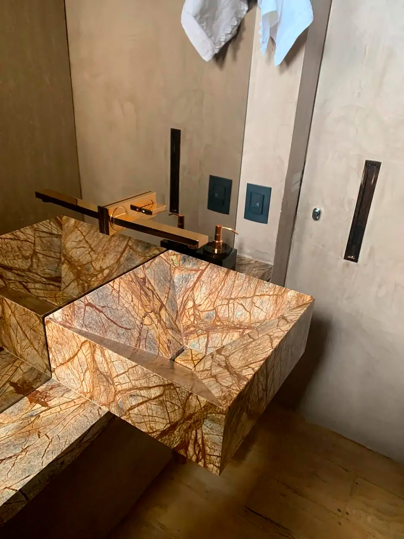 w-photo-2020-11-17-11-55-08-(1)